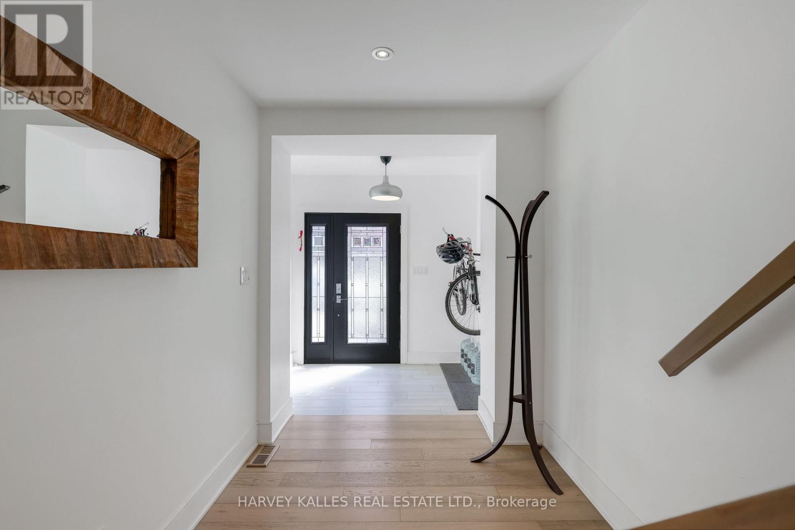 84 EDITH DRIVE - 4