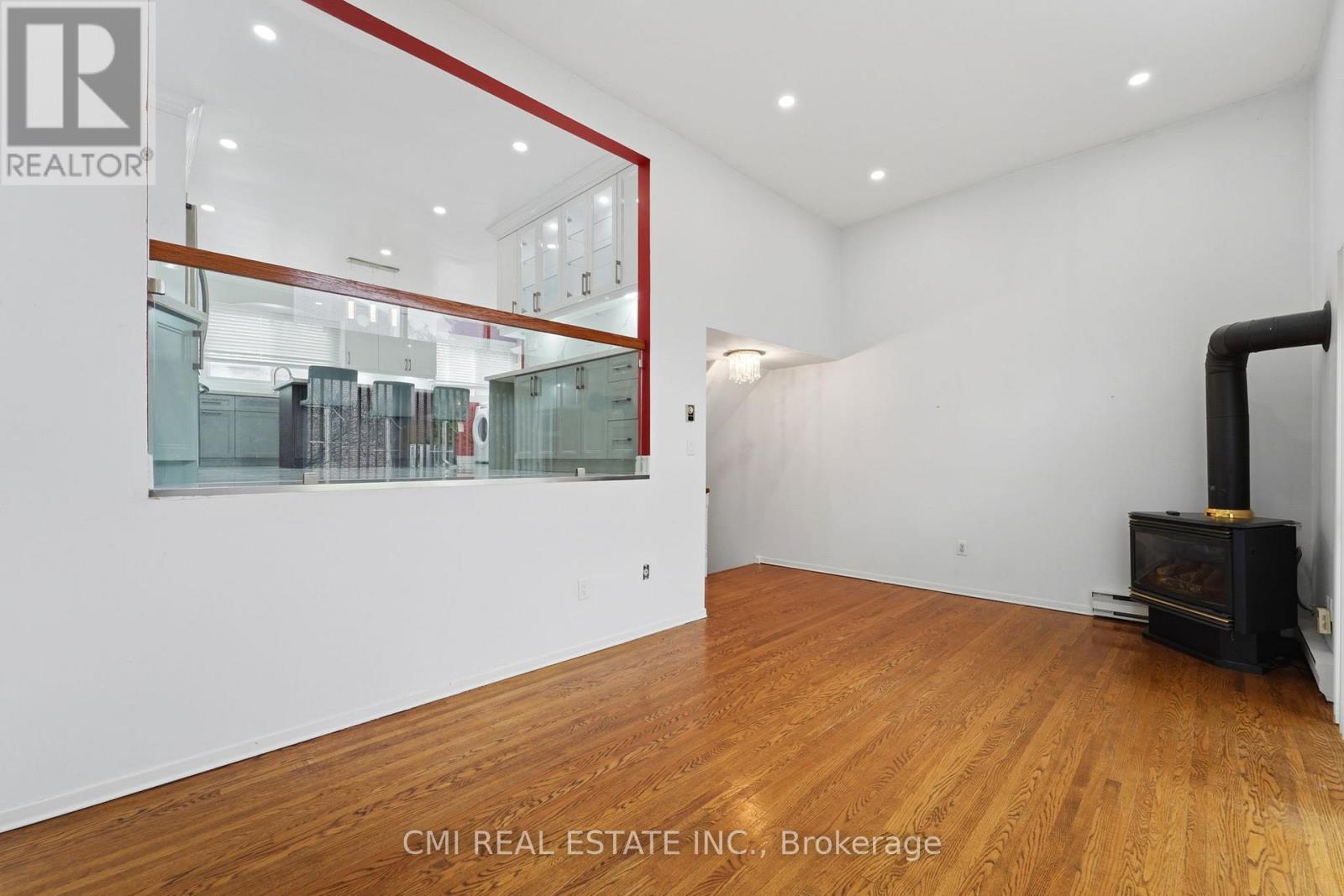 6 WINDY GOLFWAY WAY - 26