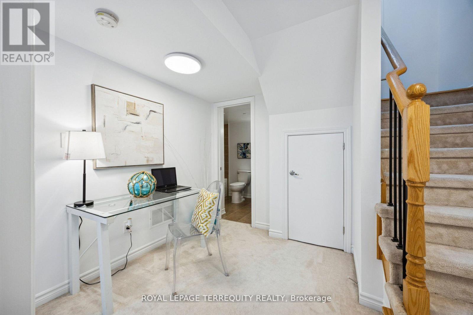 #TH27 39 DREWRY AVENUE - Image 2
