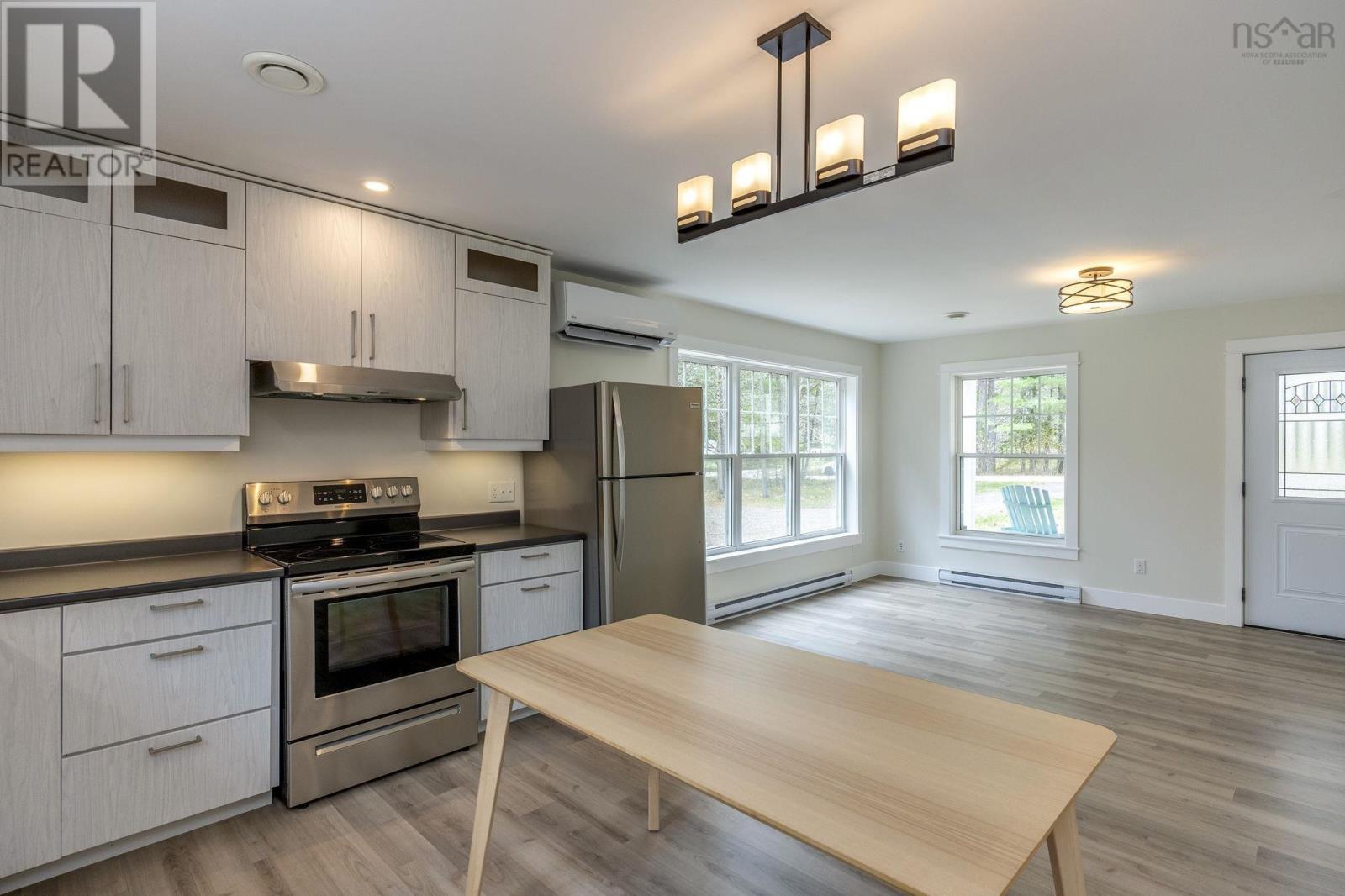 196 Brookside Drive - 12