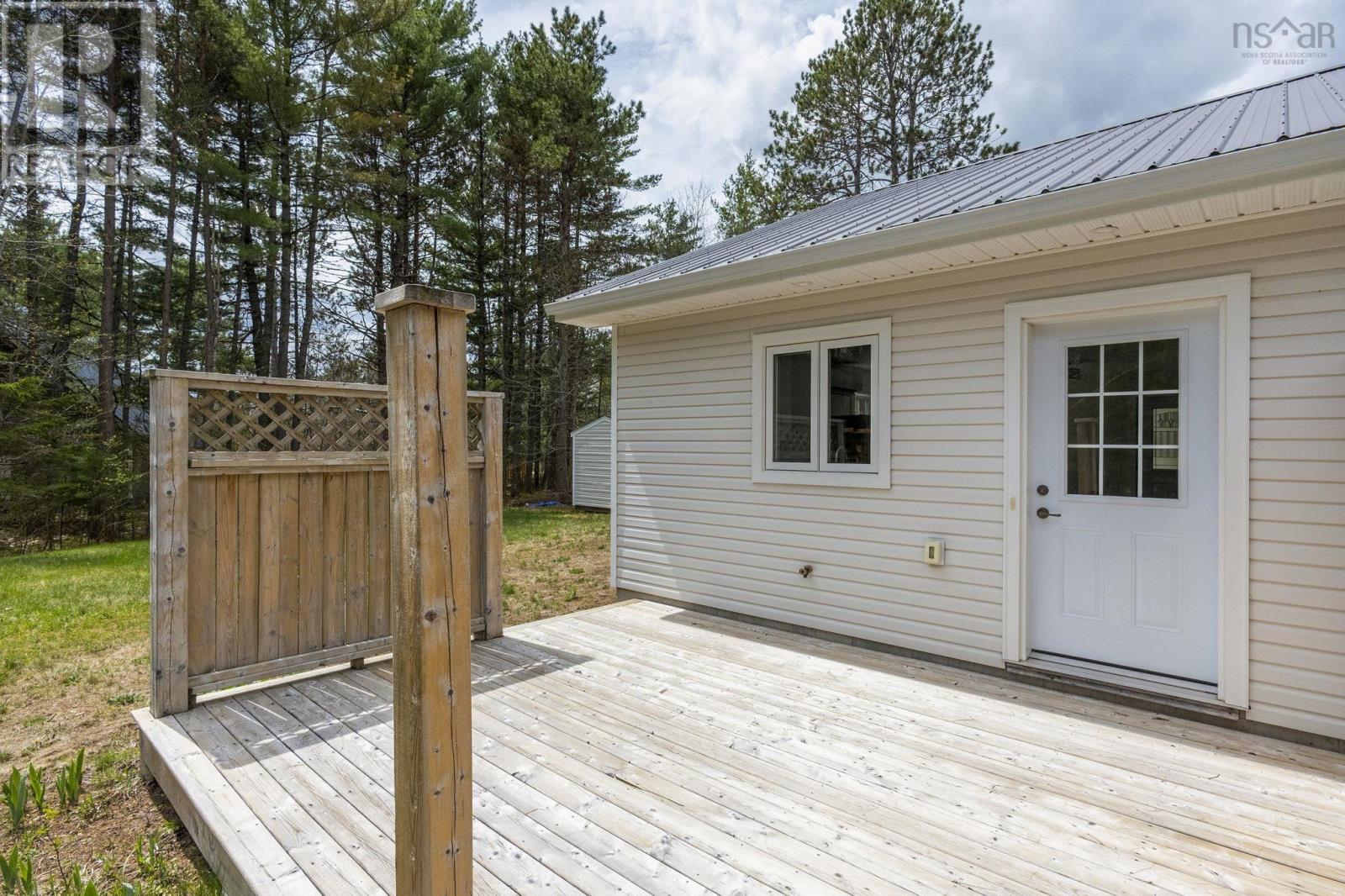 196 Brookside Drive - 28