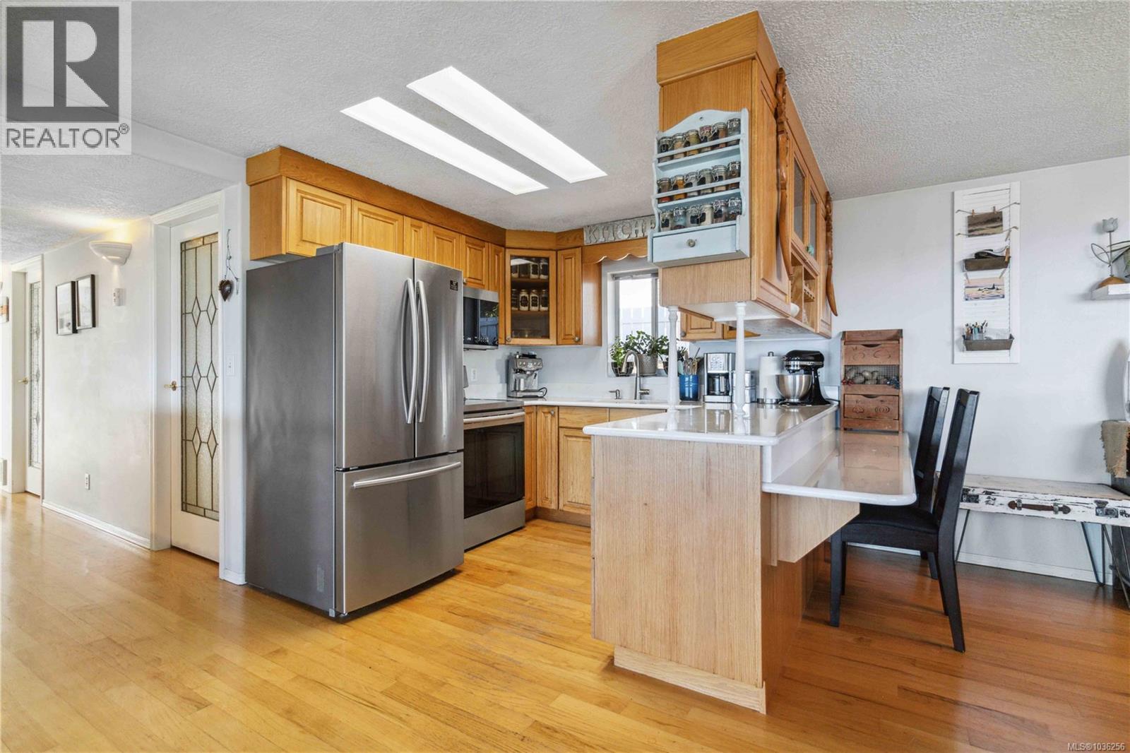 10 8177 West Coast Rd, Sooke