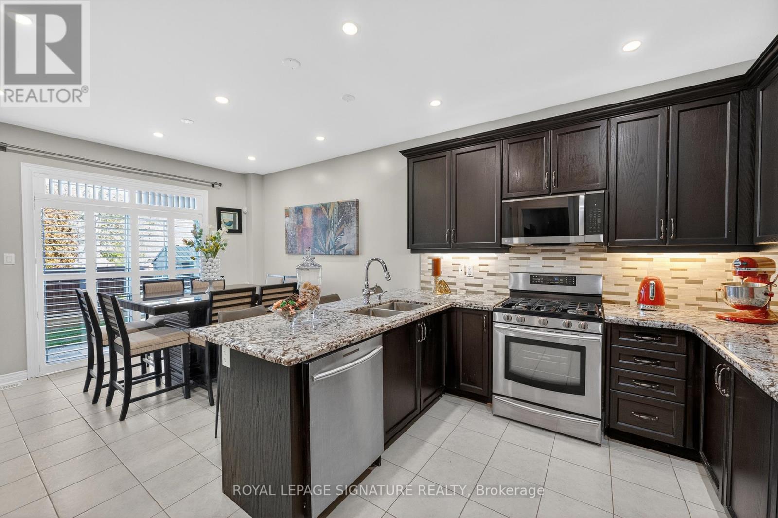 44 KEITH-WRIGHT CRESCENT - 14