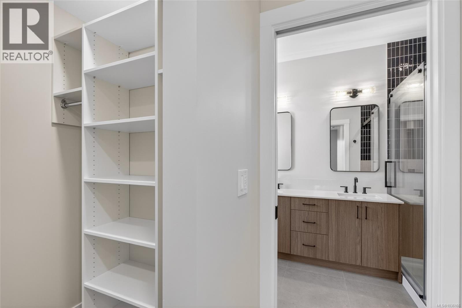 #8 152 Marina View Dr - 25