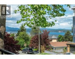 734 Birch St, Campbell River, BC V9W2T4 Photo 28