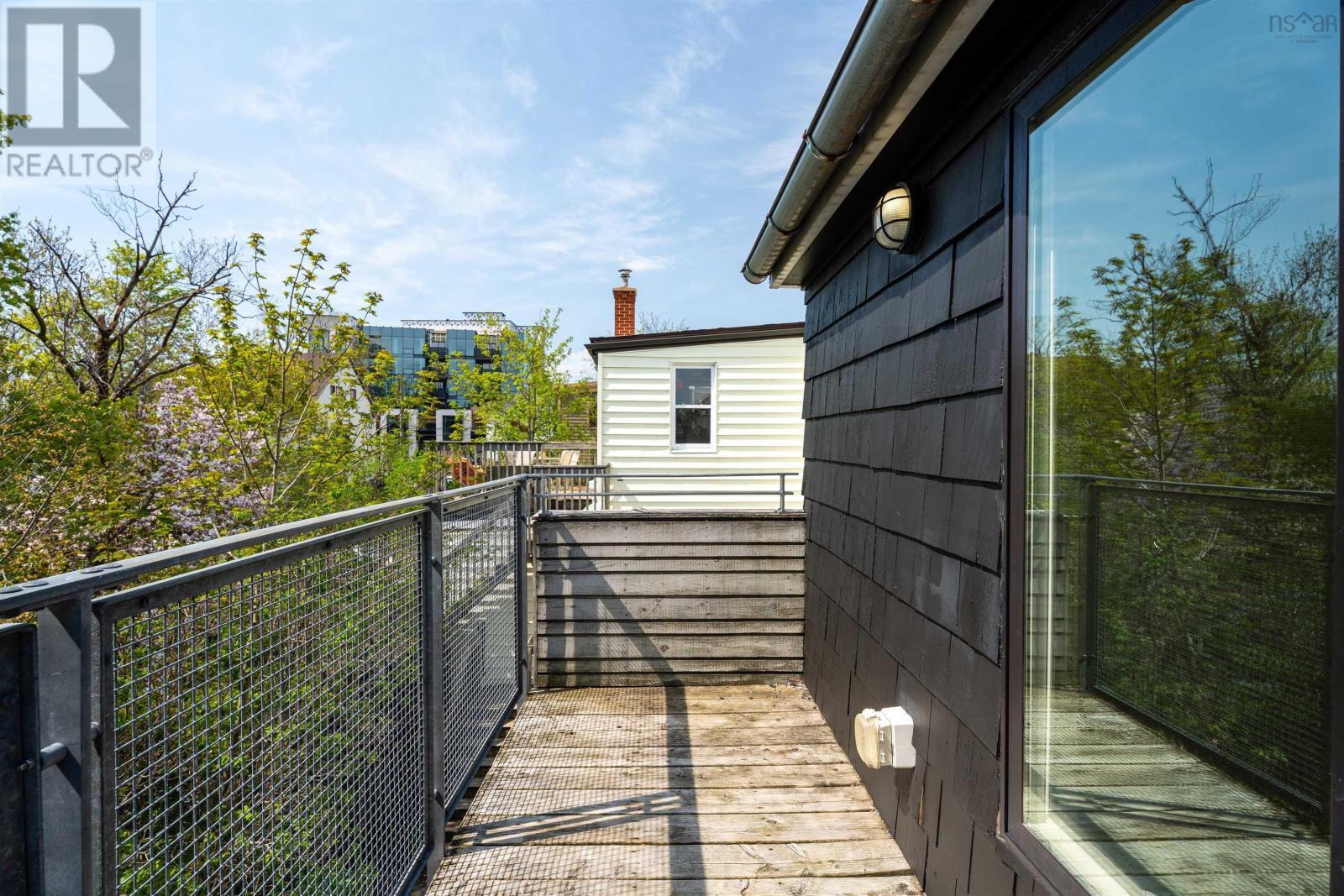 6168 6170 North Street - 18