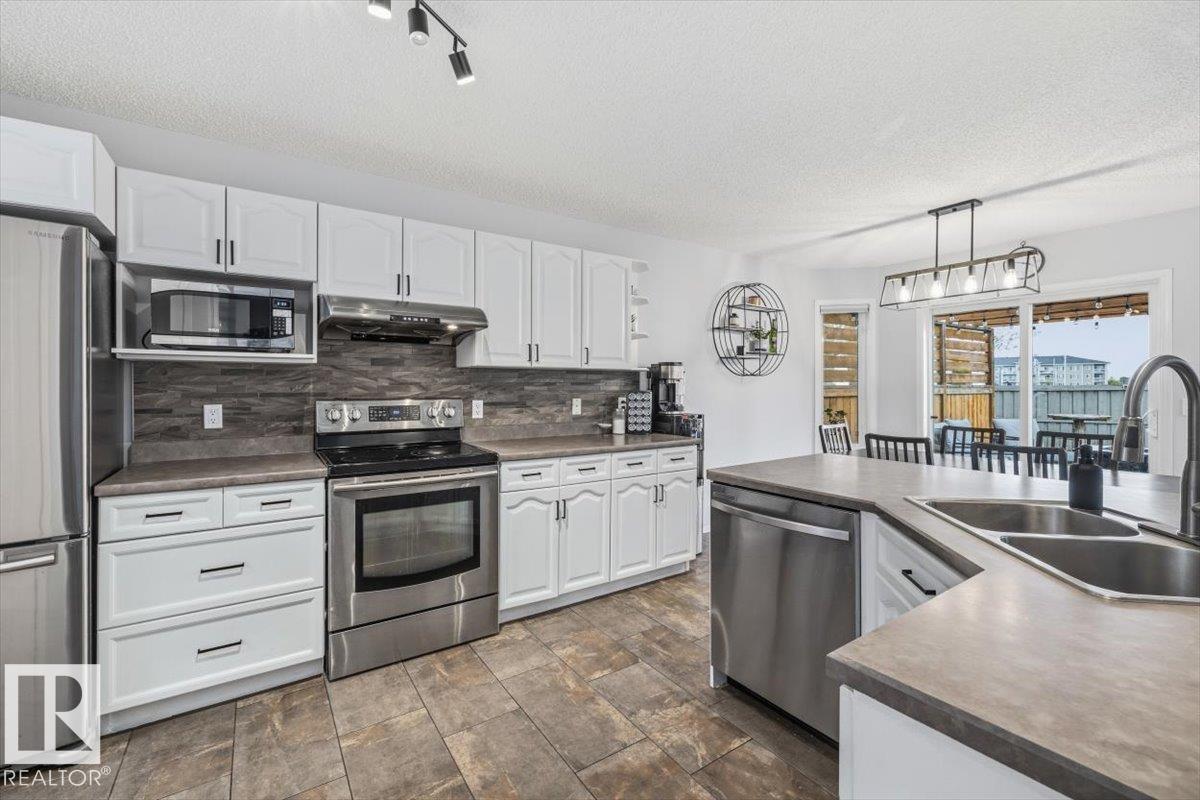 3570 MCLEAN CR SW - 9