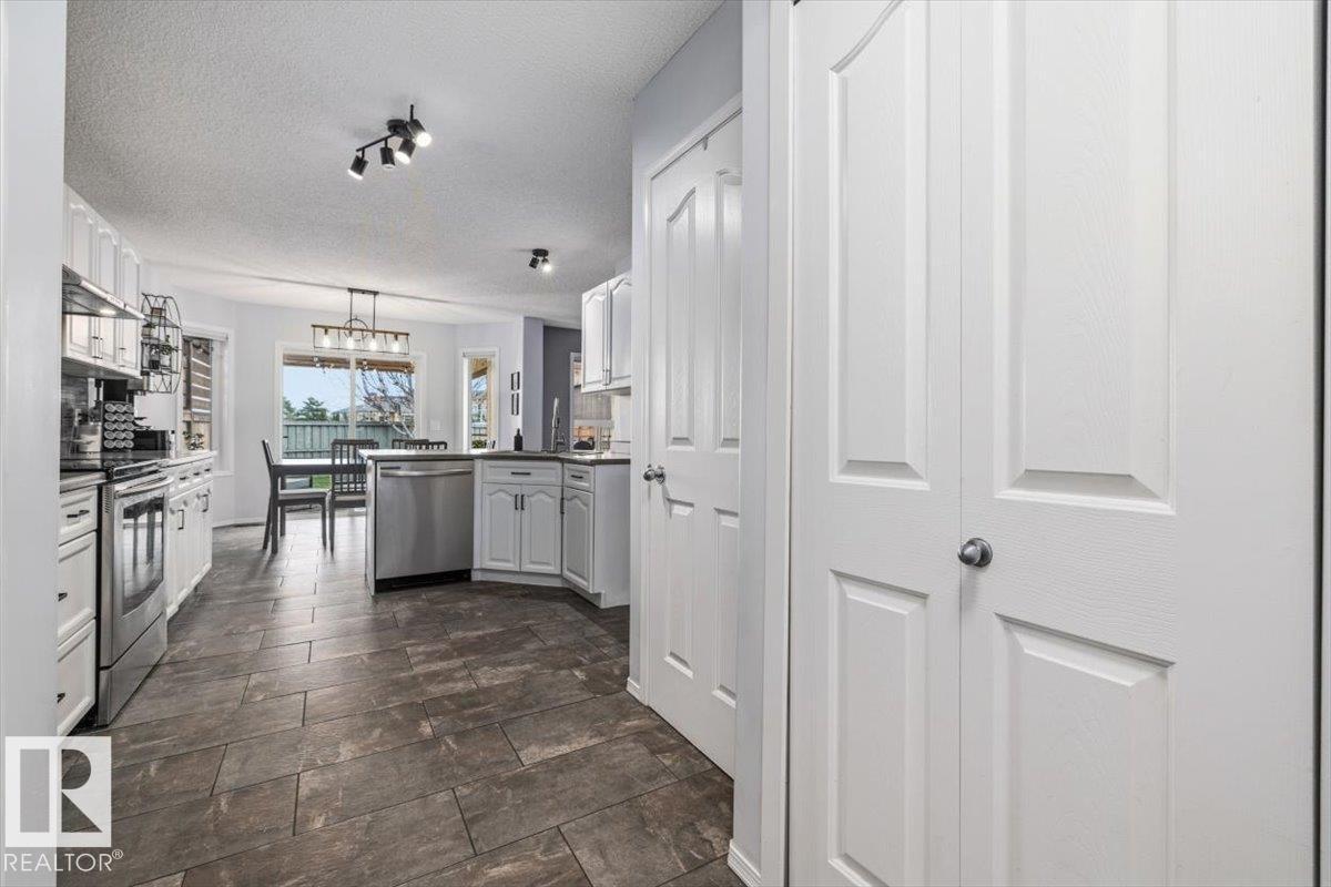 3570 MCLEAN CR SW - 14