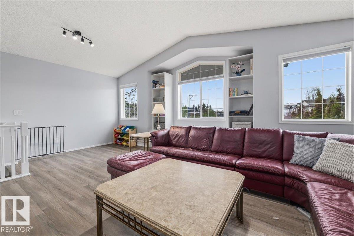 3570 MCLEAN CR SW - 24