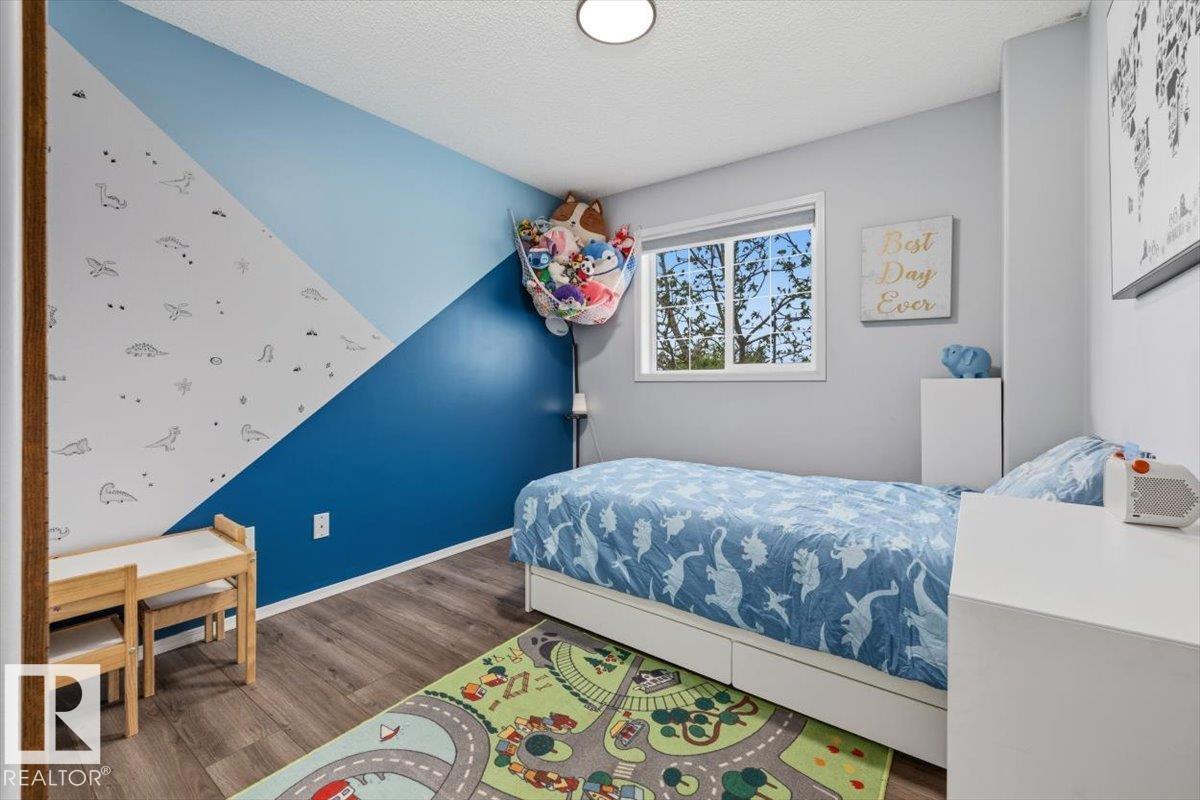 3570 MCLEAN CR SW - 33