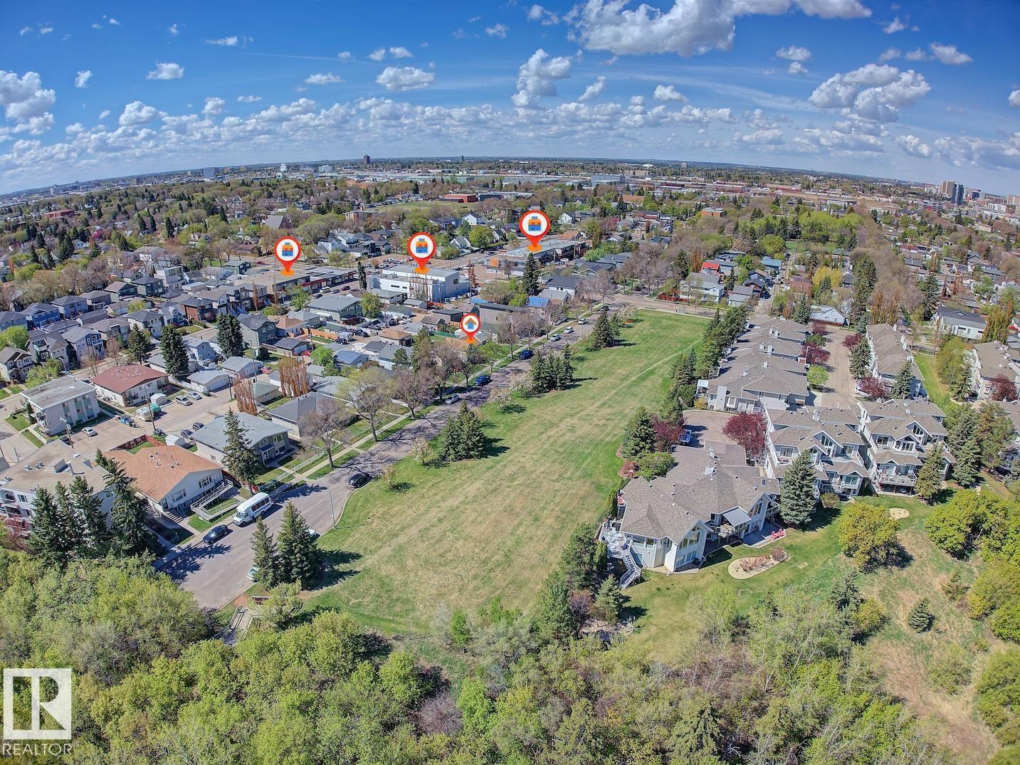 9533 77 AV NW - 54