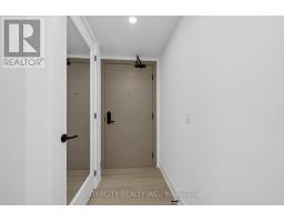 240 - 2075 King Road, King, ON L7B0R6 Photo 9