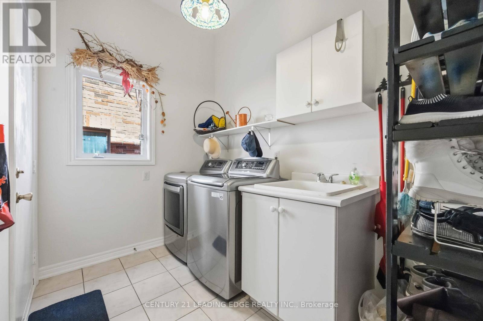 156 LANDSDOWN CRESCENT - 28