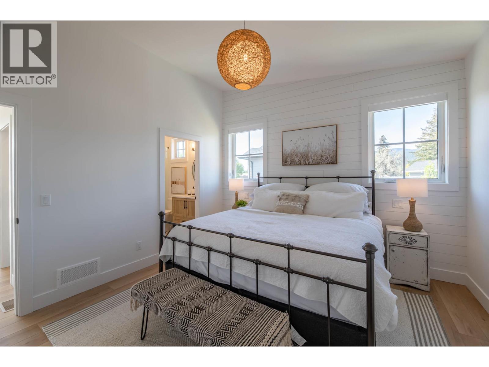 881 Lighthouse Landing, Summerland