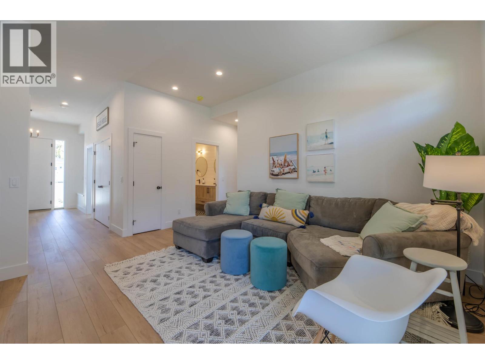 881 Lighthouse Landing, Summerland