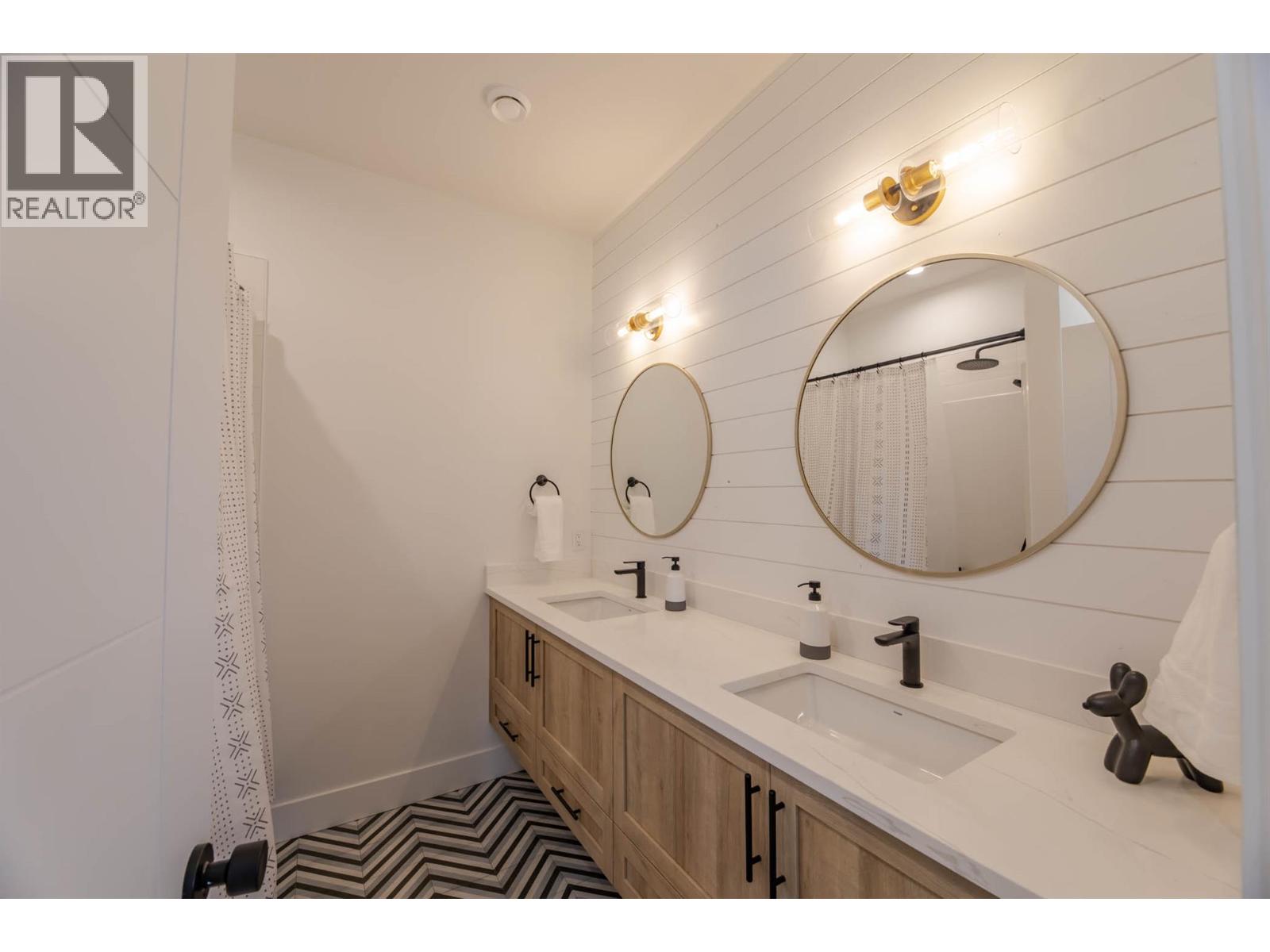 881 Lighthouse Landing - 35