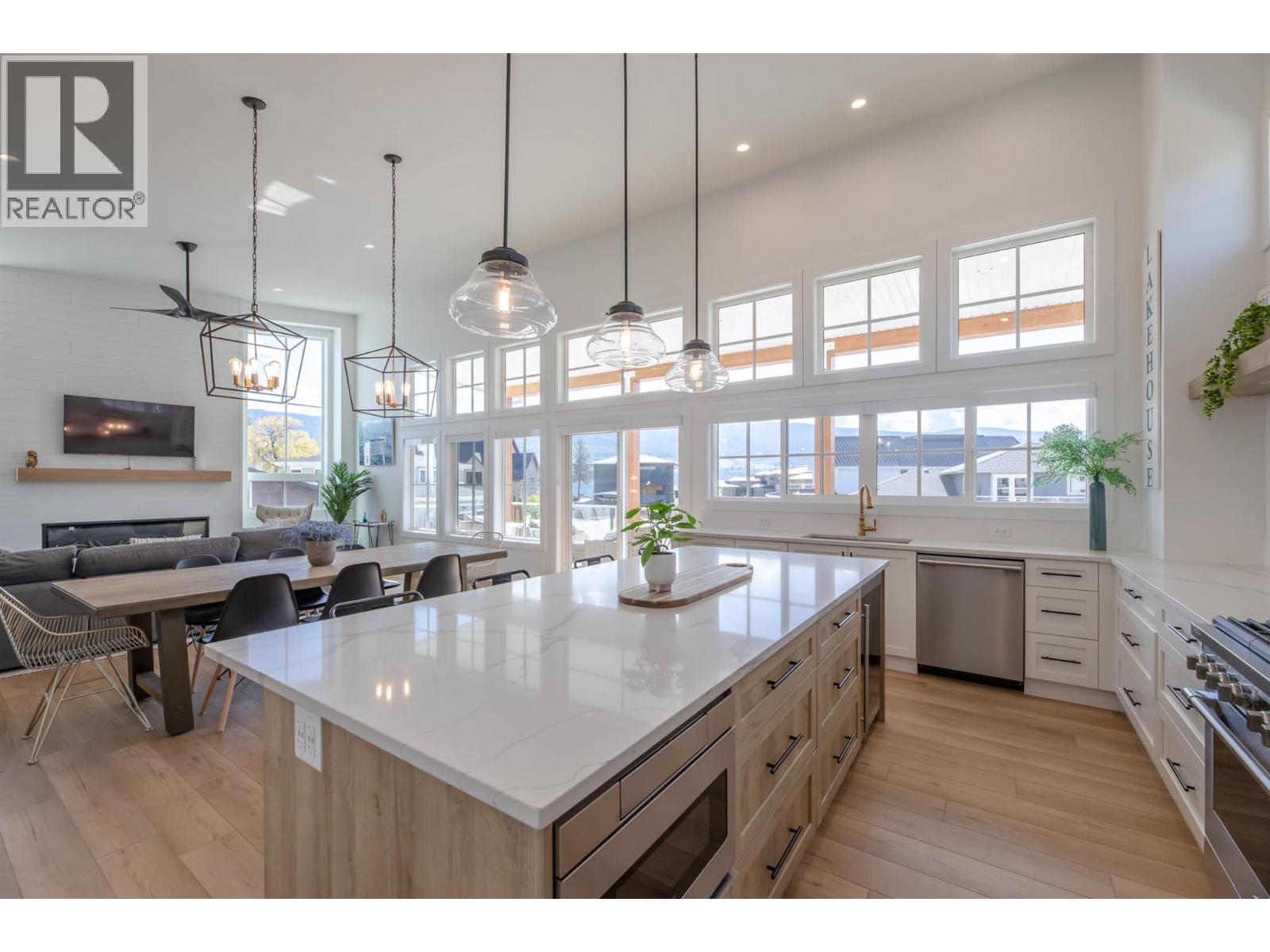 881 Lighthouse Landing - 11