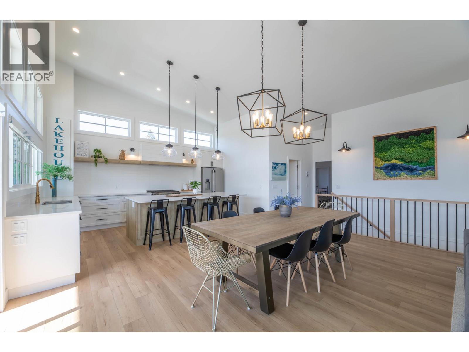 881 Lighthouse Landing, Summerland