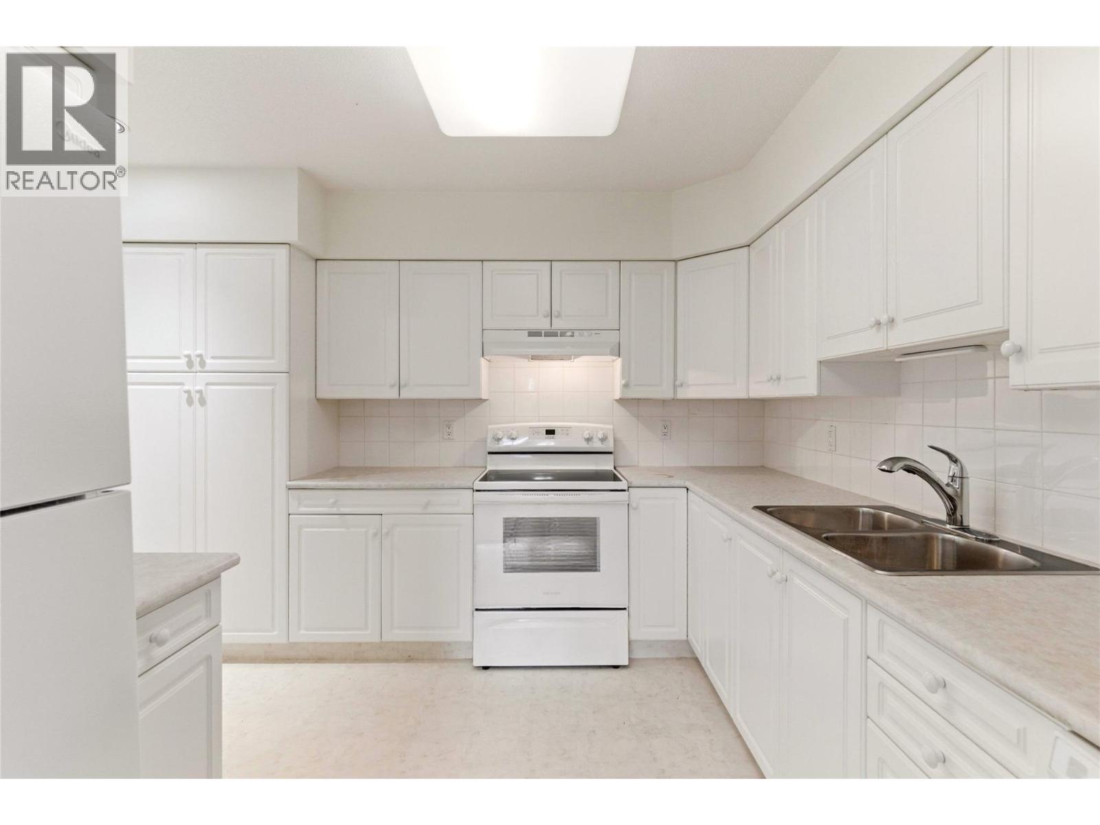 #315 1965 Durnin Road - 5
