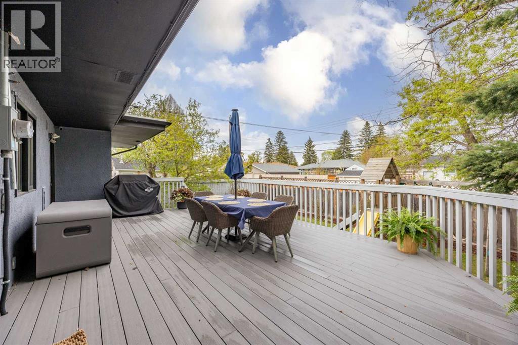 32 Westminster Drive SW - 41