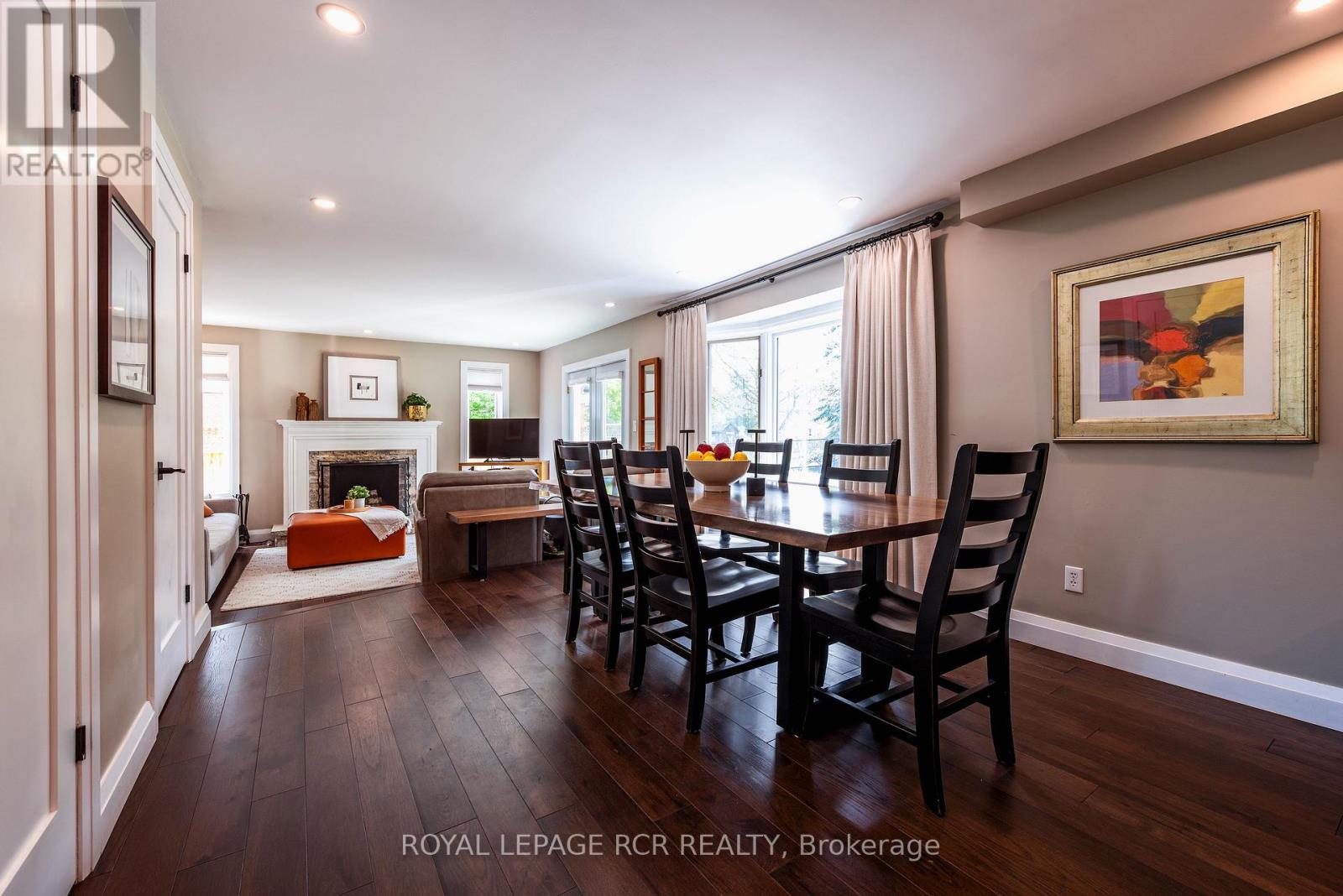237 ELMWOOD CRESCENT - 15