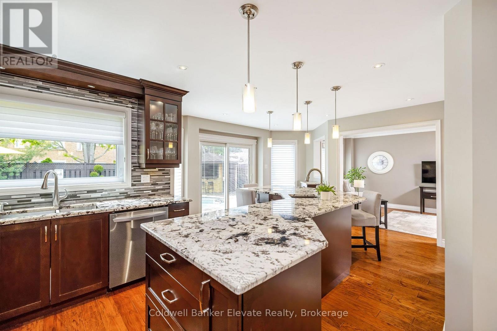 52 CURRY CRESCENT - 15