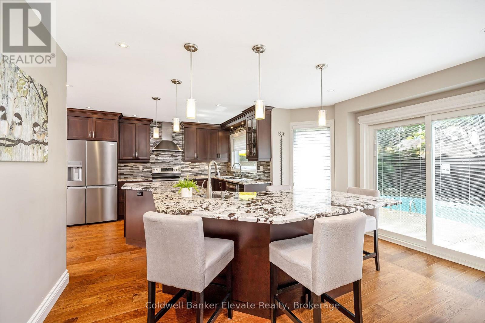 52 CURRY CRESCENT - 17