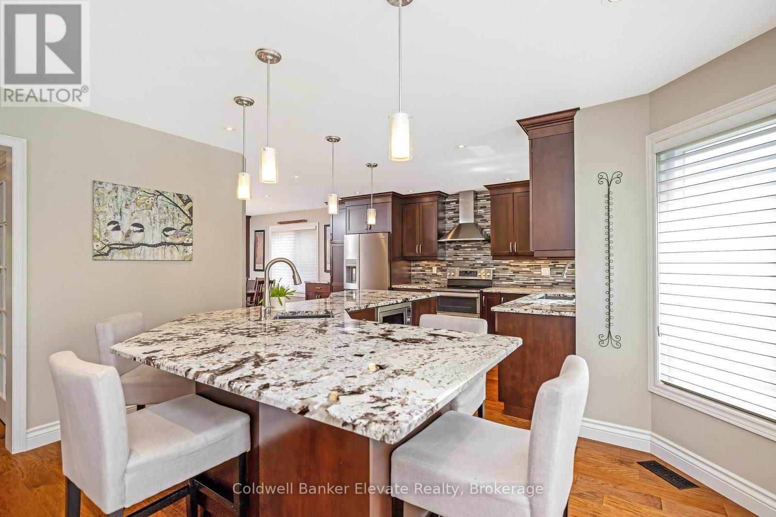52 CURRY CRESCENT - 18