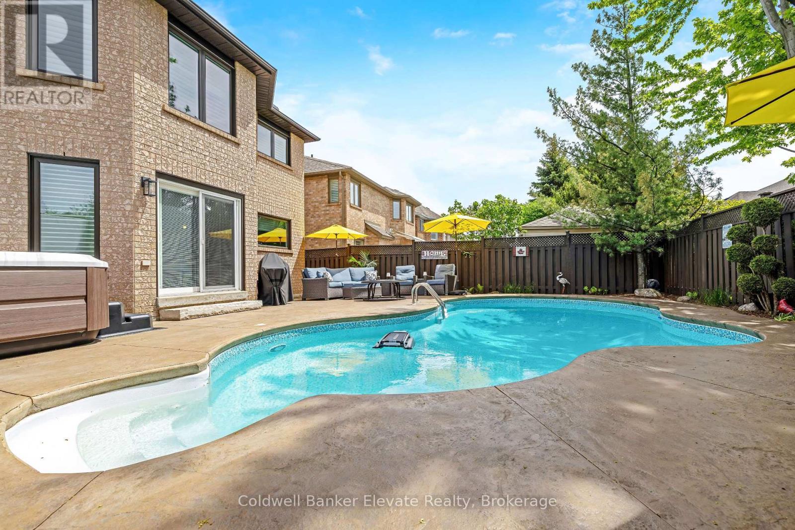 52 CURRY CRESCENT - 50