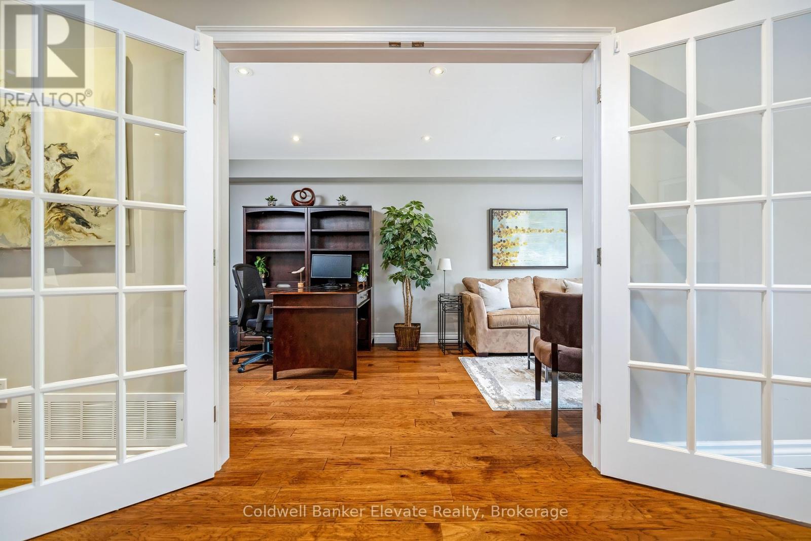 52 CURRY CRESCENT - 8