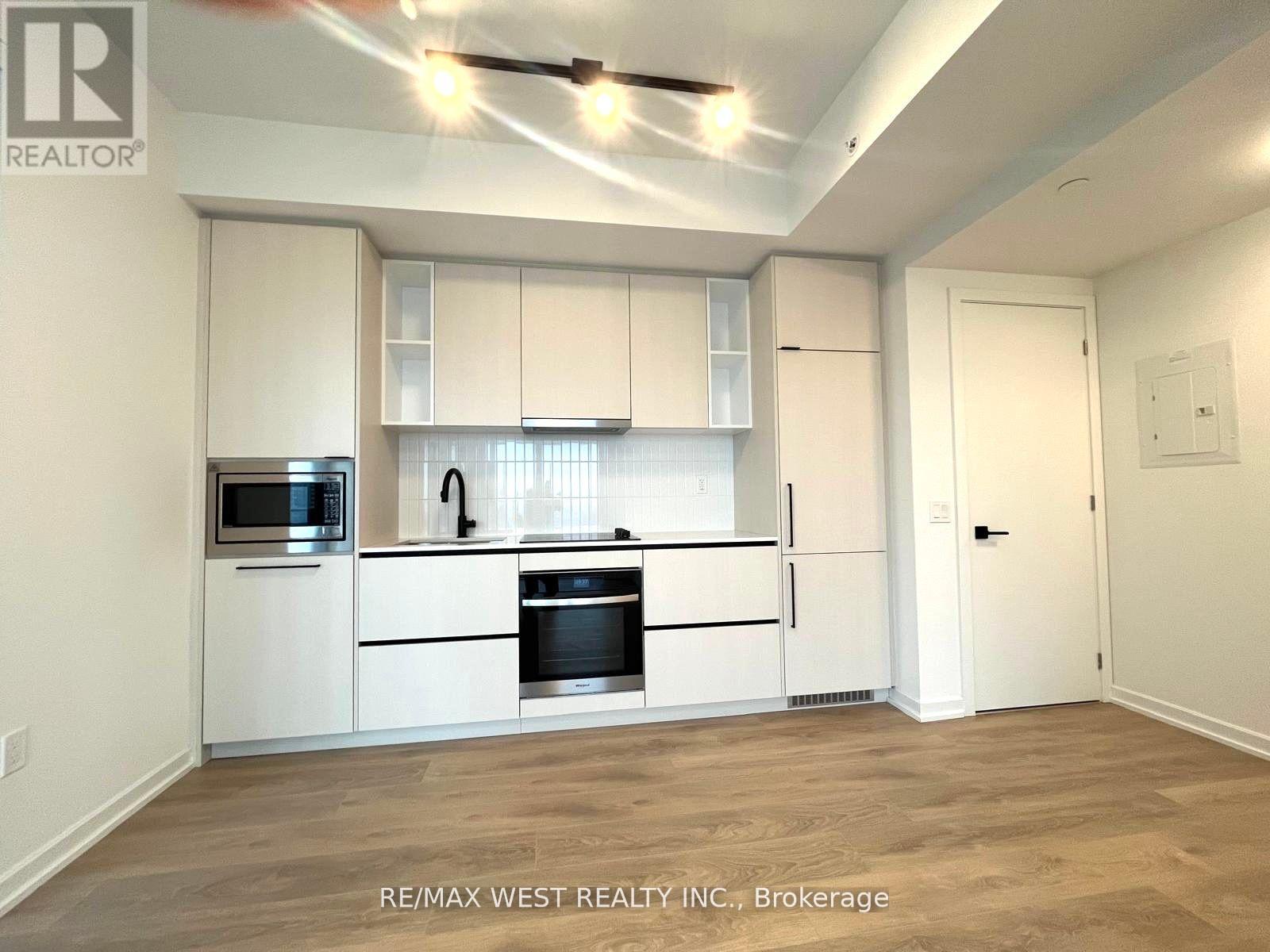 Listing photo of 2103 - 10 GRAPHOPHONE GROVE