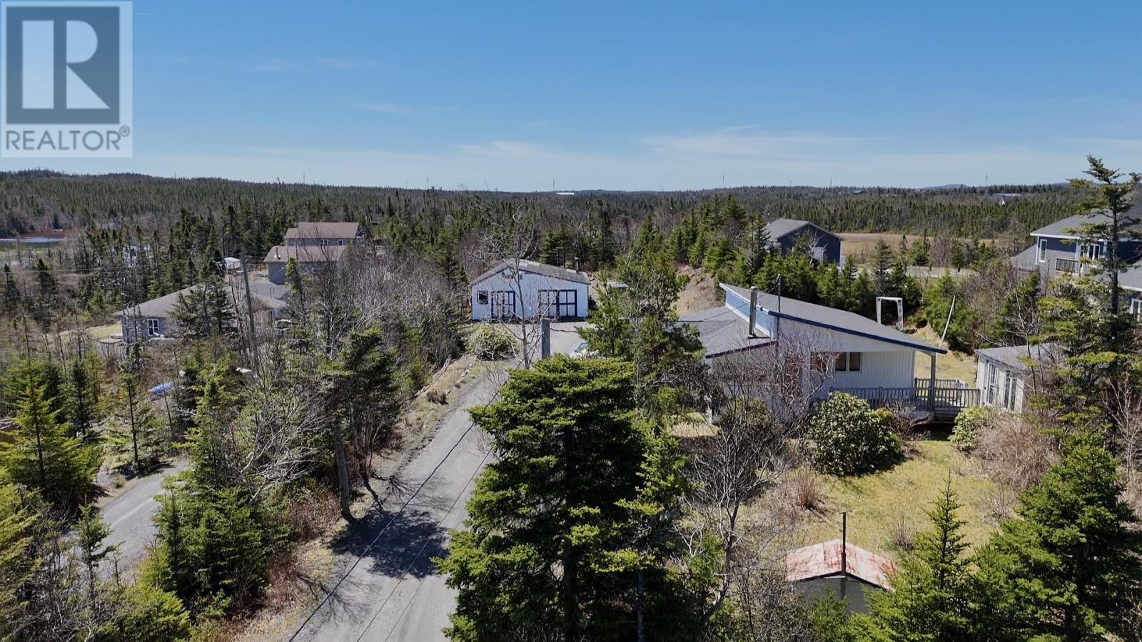 10 Holiday Hill Road - 1