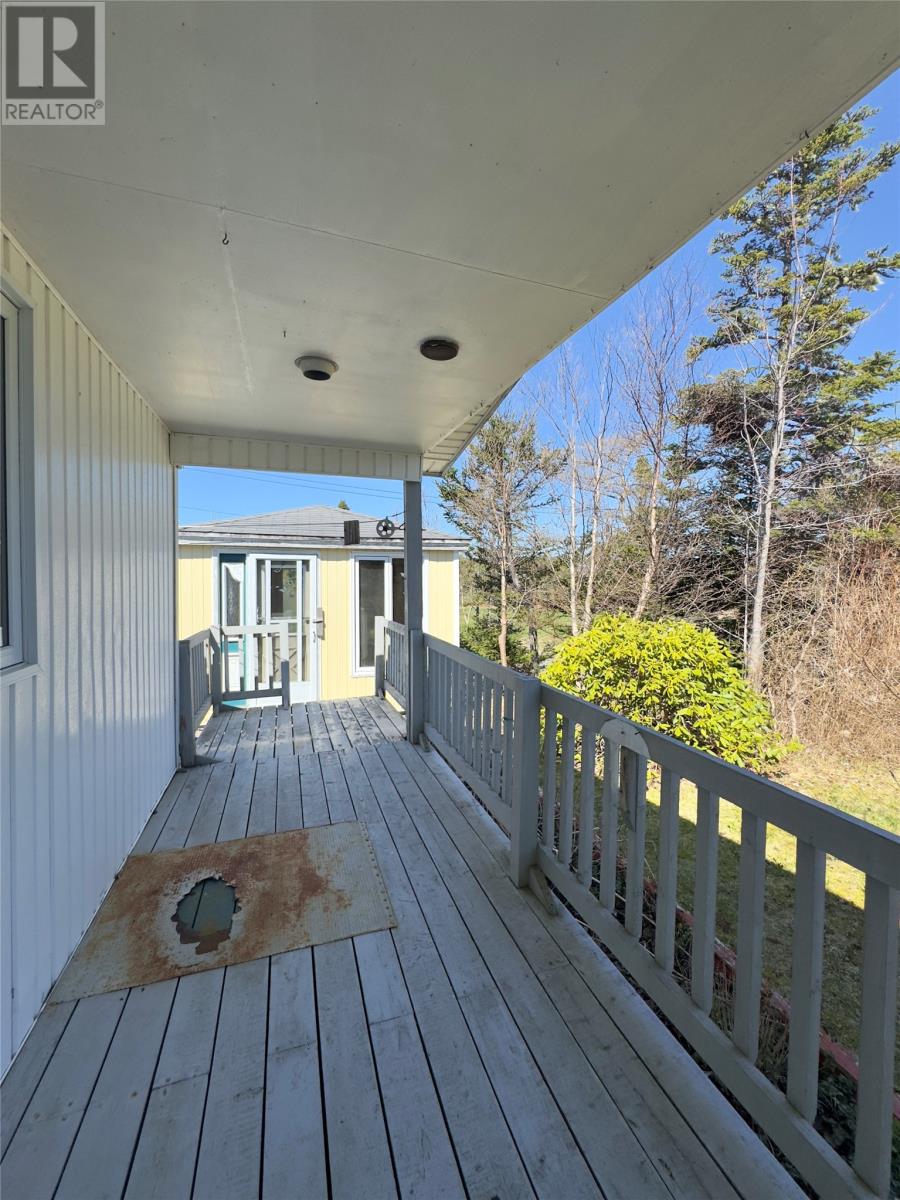 10 Holiday Hill Road - 23
