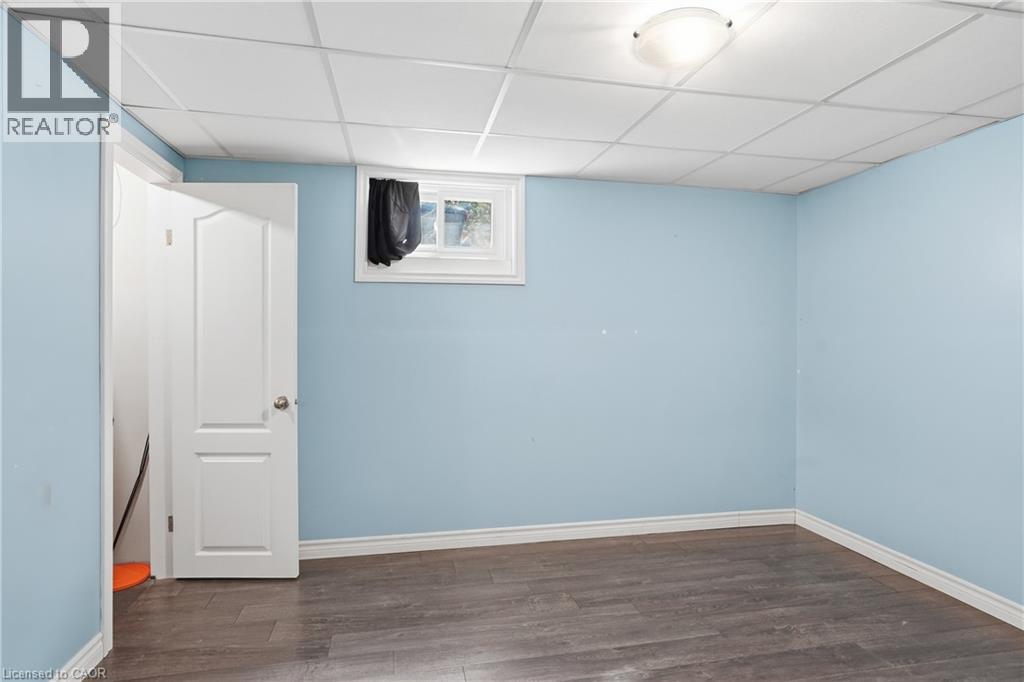 1318 FISHER Avenue, Burlington, Ontario, L7P2L6 — Photo 13