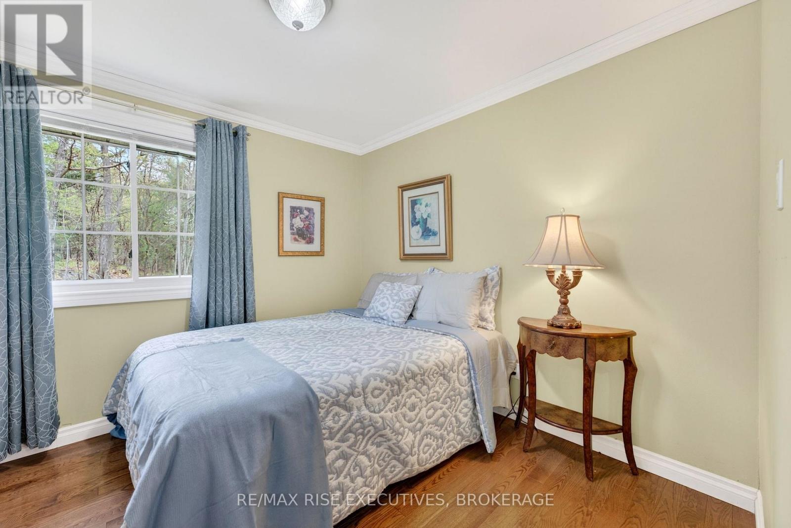 2405 RIDEAU FERRY ROAD - 27