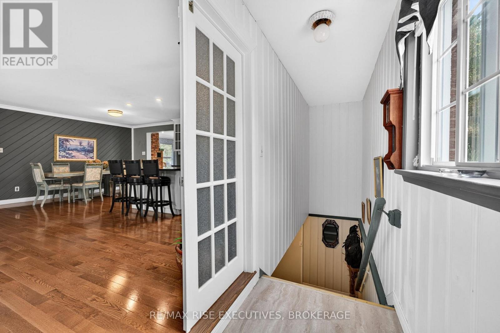 2405 RIDEAU FERRY ROAD - 29