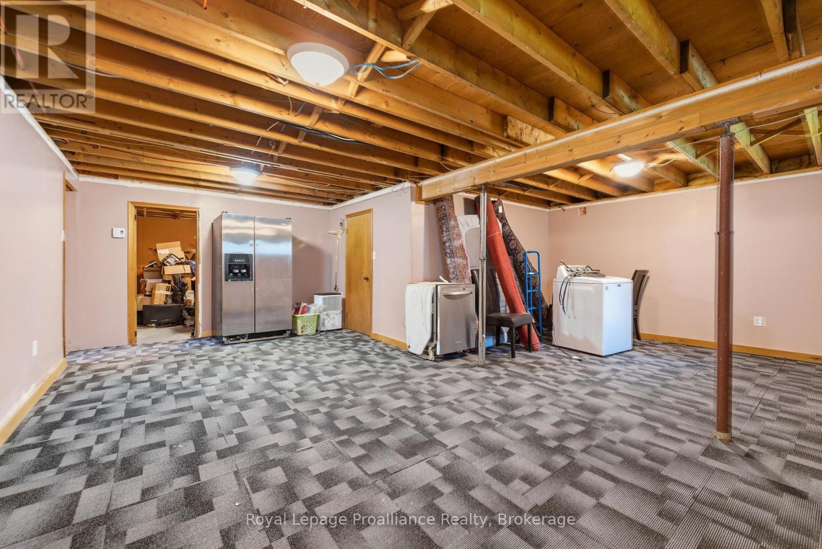 85 NICHOLAS STREET - 22