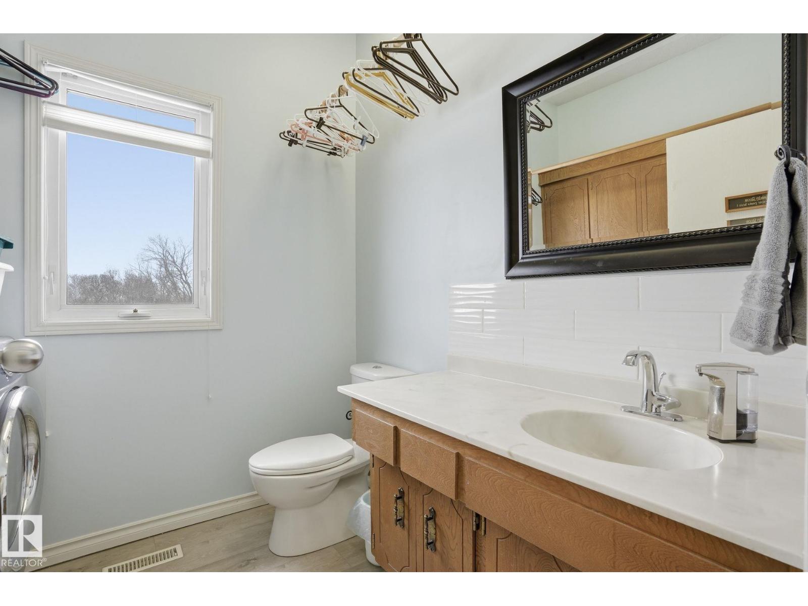 1551 ELLERSLIE RD SW — photo 23