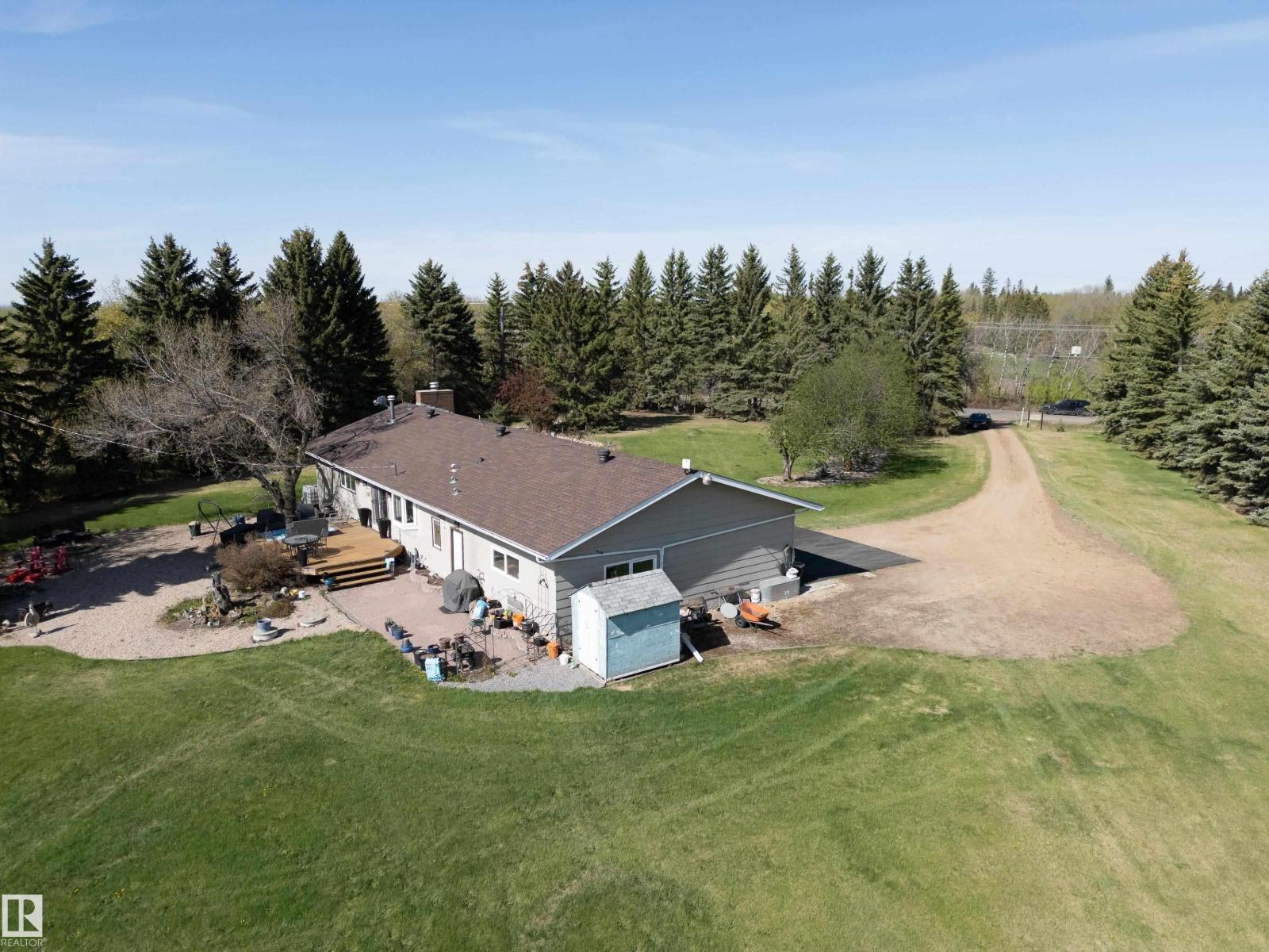 1551 ELLERSLIE RD SW — photo 6
