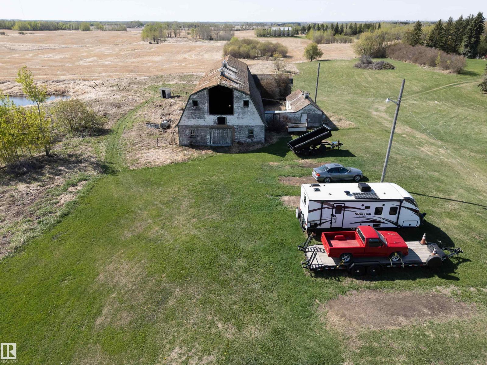 1551 ELLERSLIE RD SW — photo 71