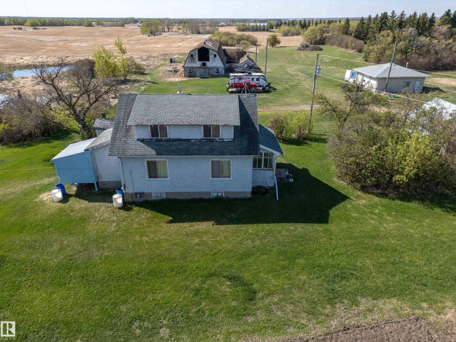1551 ELLERSLIE RD SW — photo 57