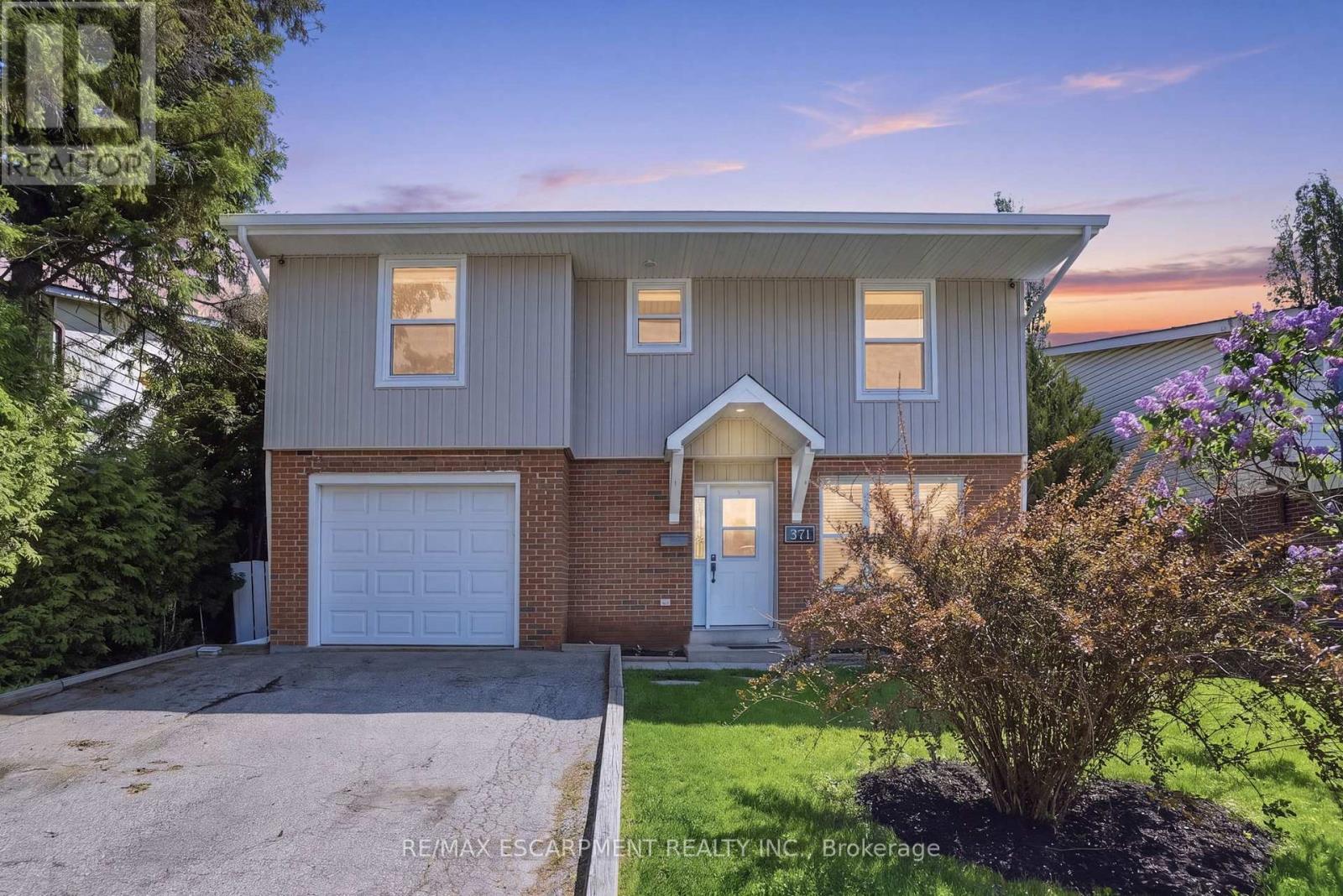 371 BRANTWOOD PARK ROAD - 1