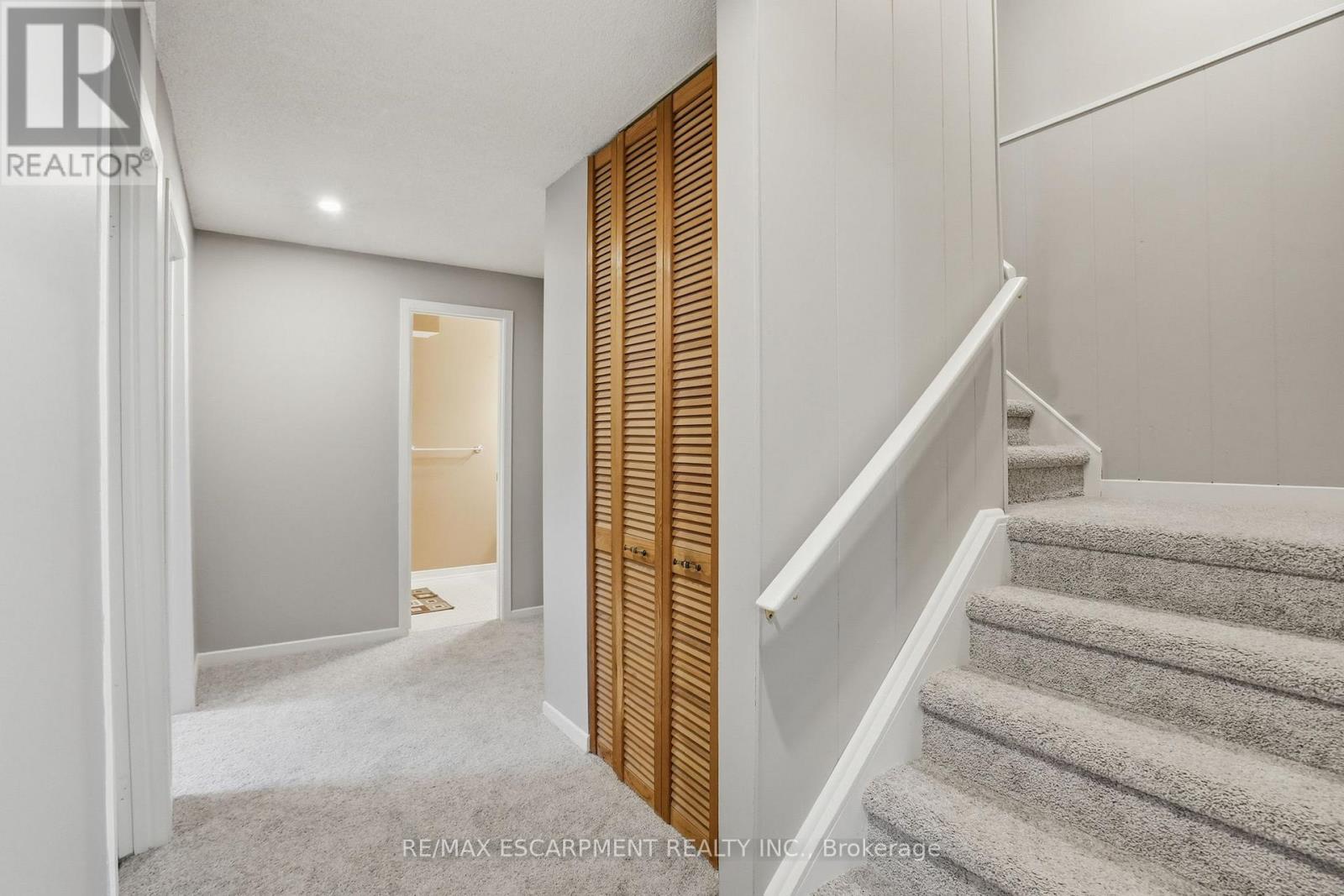 371 BRANTWOOD PARK ROAD - 27