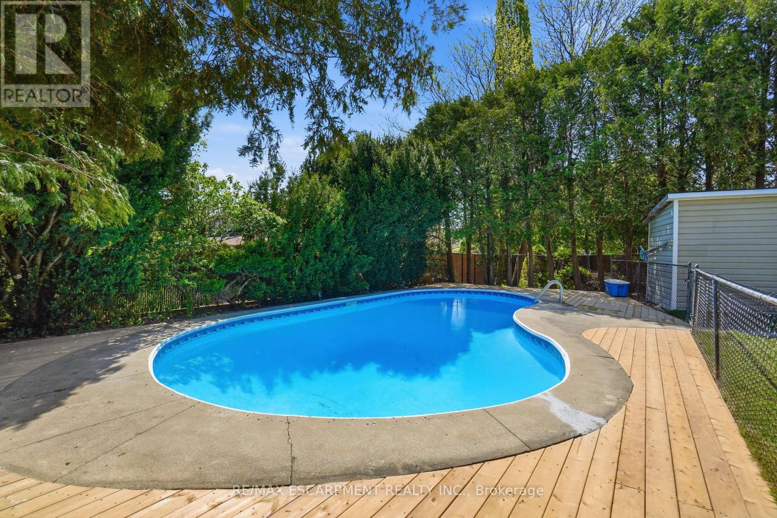371 BRANTWOOD PARK ROAD - 35
