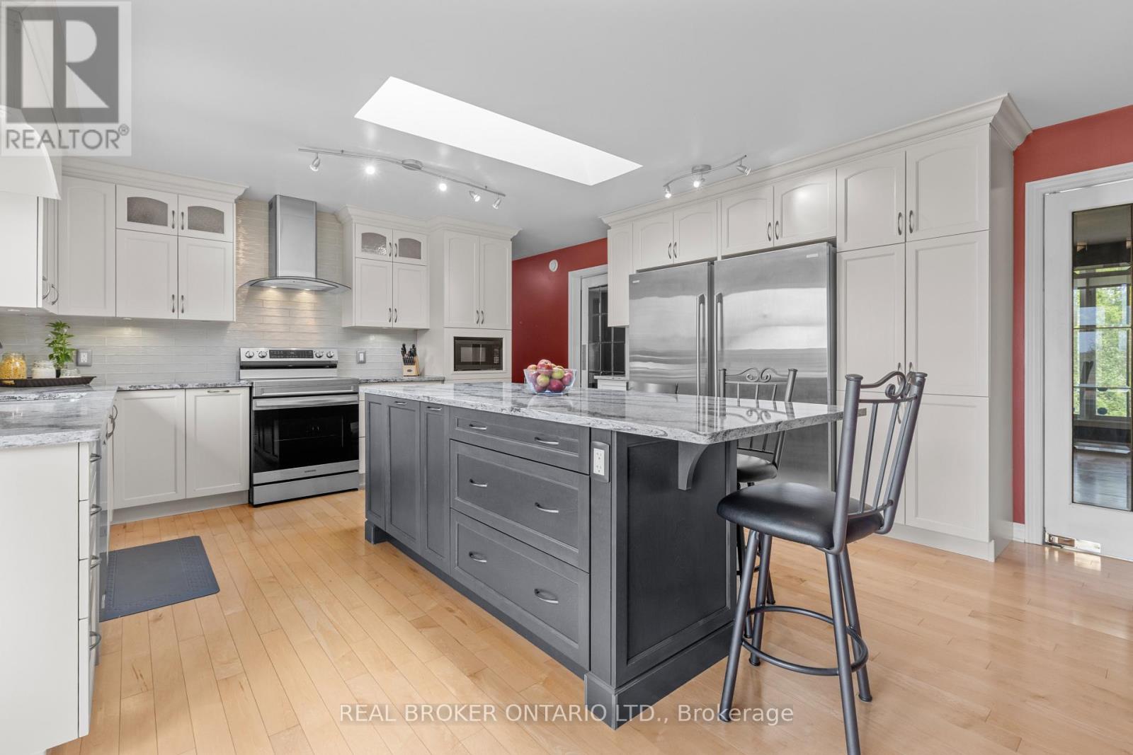 6451 OTTAWA STREET W - 12