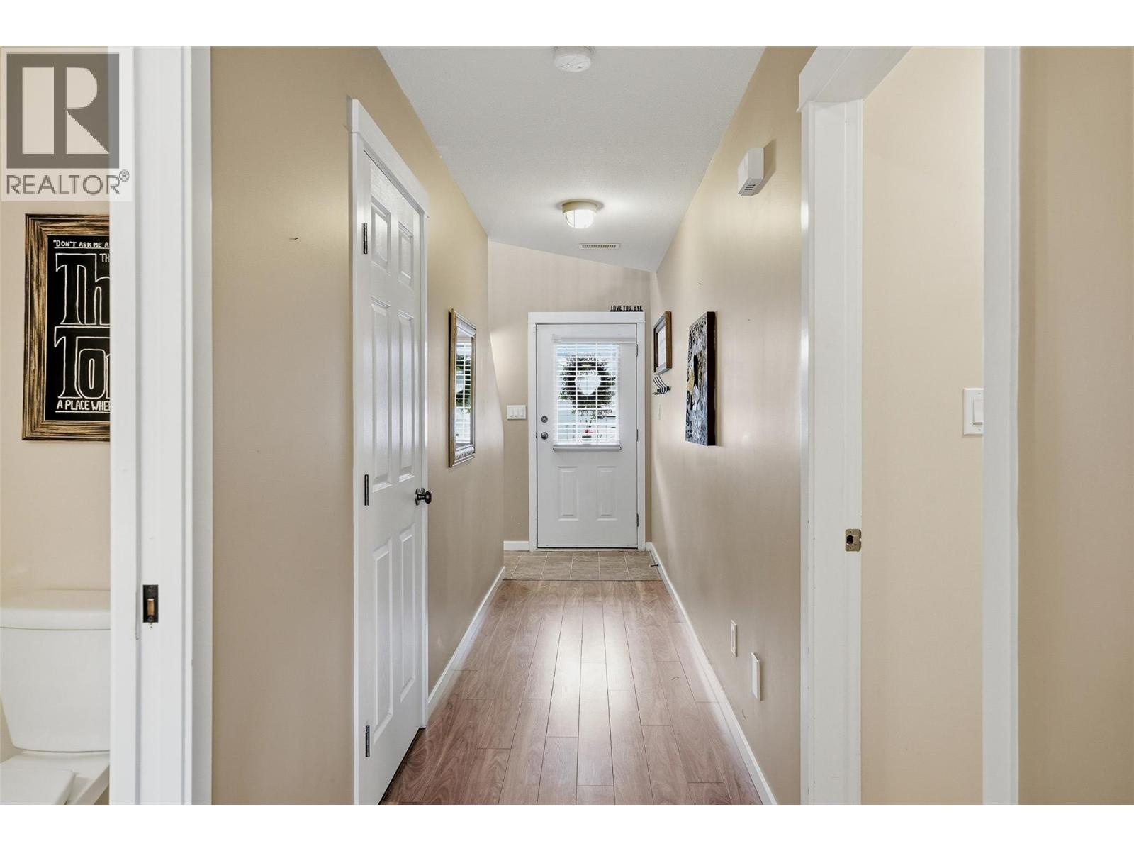 #43 1836 Greenfield Avenue - 6