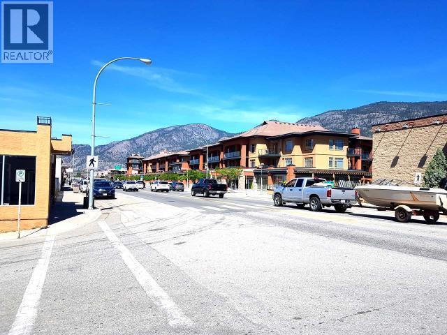 8121 MAIN Street, Osoyoos