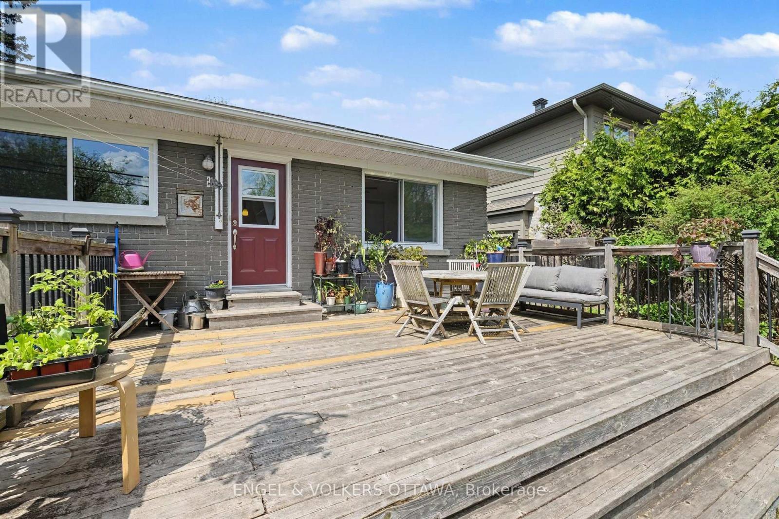 1113 FIELD STREET - 23