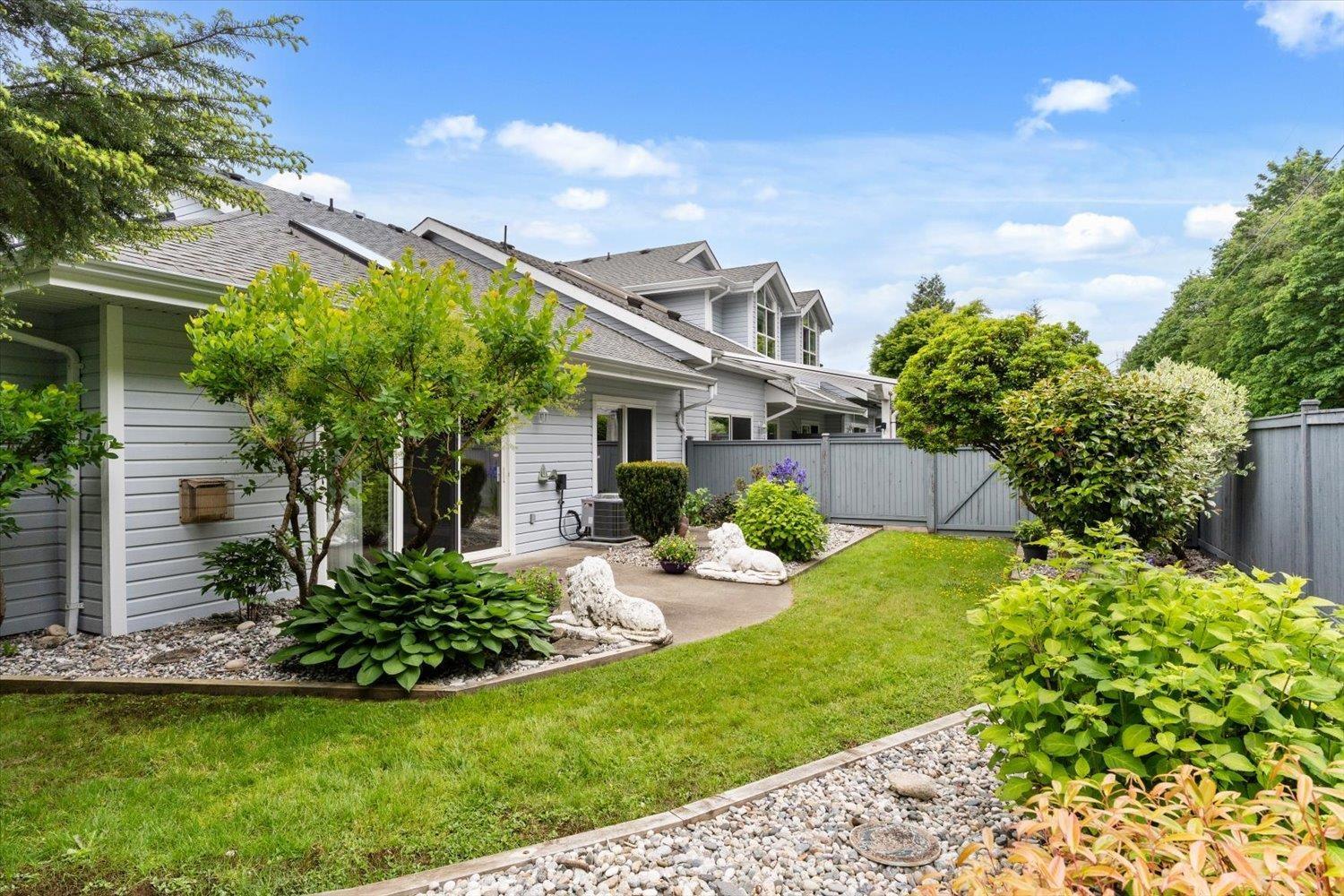4 730 MCCOMBS DRIVE, Harrison Hot Springs, Harrison Hot Springs