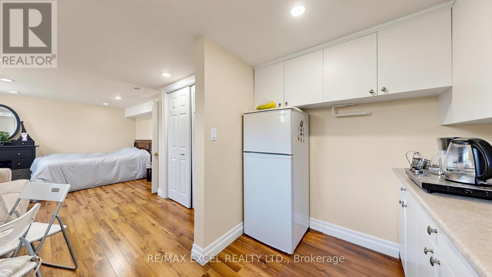 254 PATRICIA AVENUE - 26